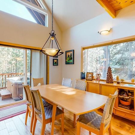 Serene Family Cabin Soda Springs Exterior photo