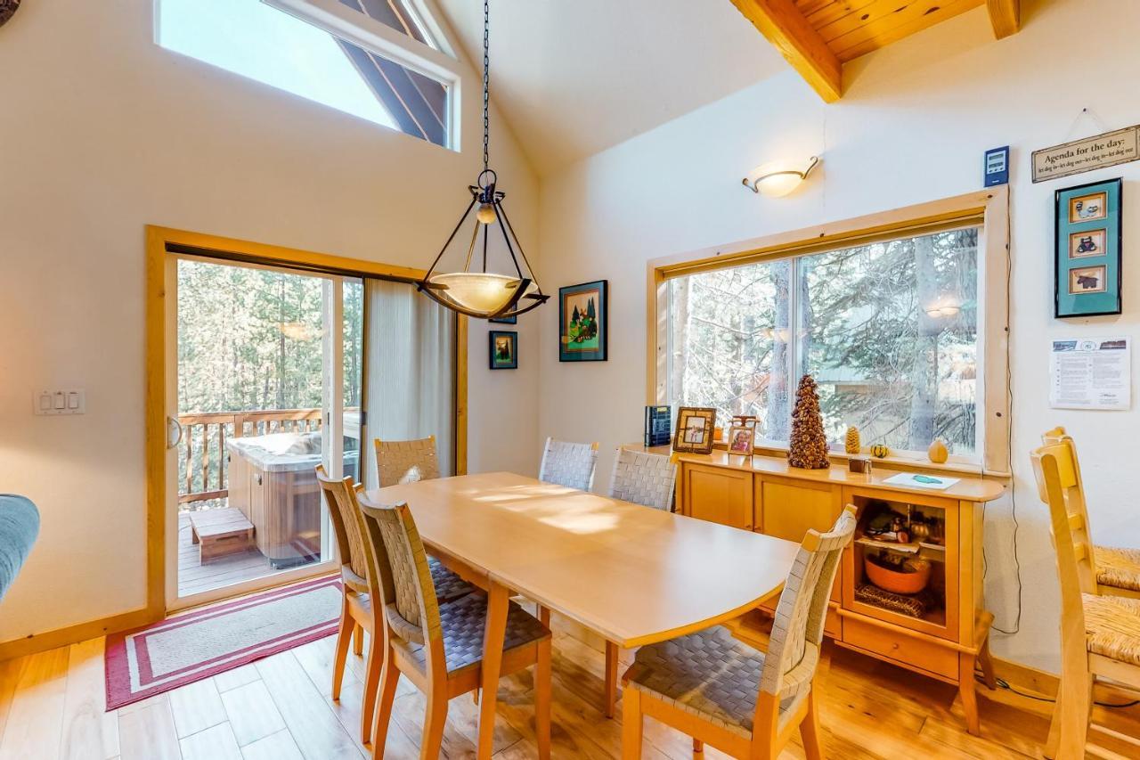Serene Family Cabin Soda Springs Exterior photo
